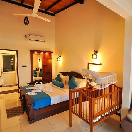 Sachinro Hotel มิริสซา ภายนอก รูปภาพ