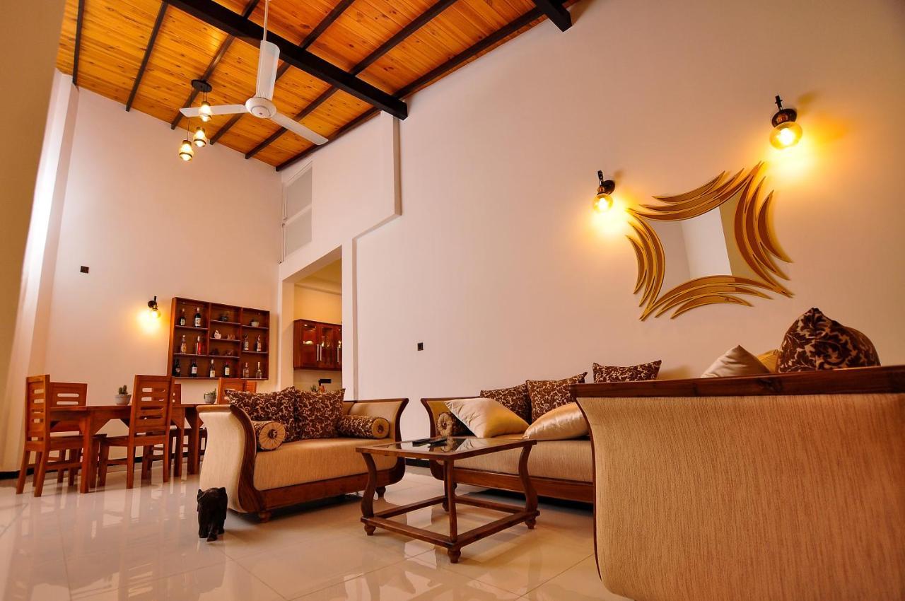 Sachinro Hotel มิริสซา ภายนอก รูปภาพ