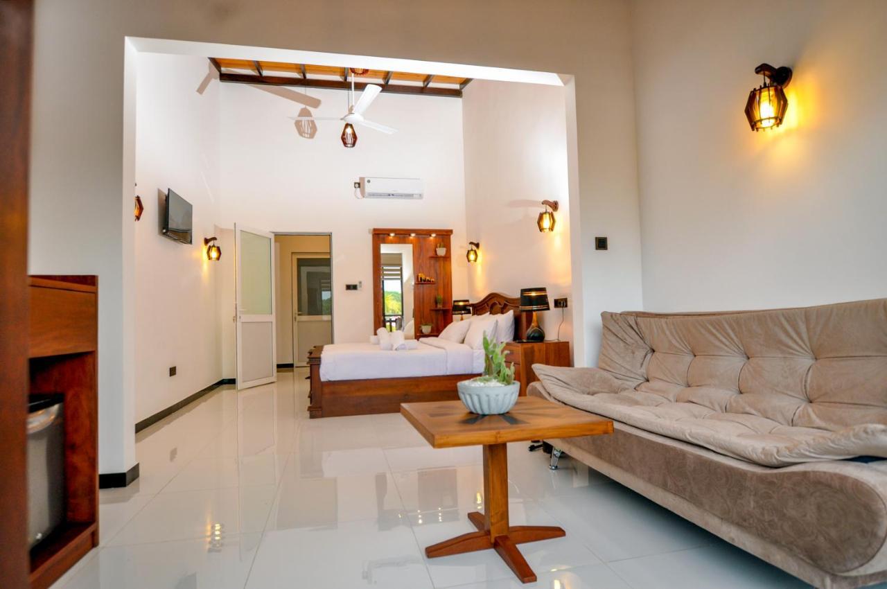 Sachinro Hotel มิริสซา ภายนอก รูปภาพ