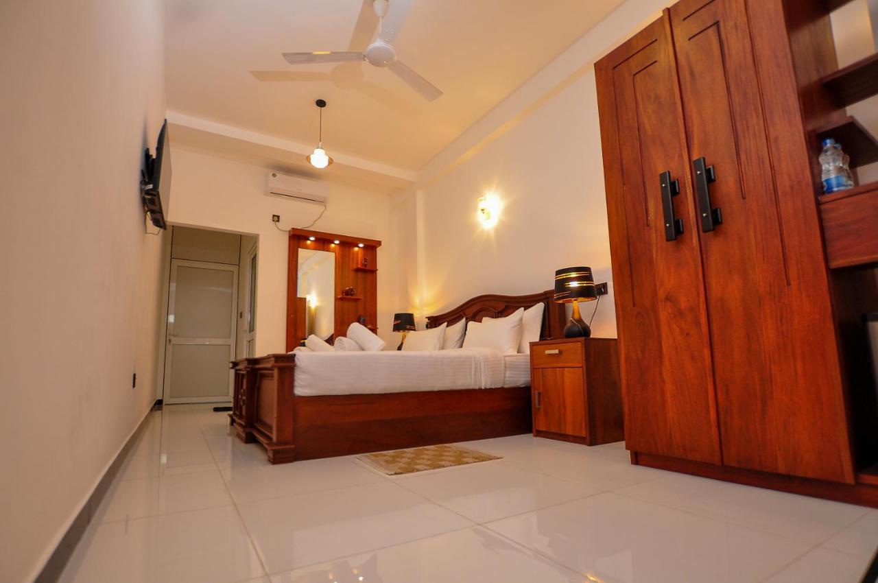 Sachinro Hotel มิริสซา ภายนอก รูปภาพ