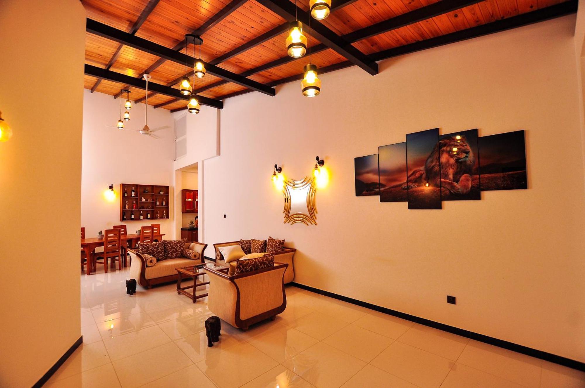 Sachinro Hotel มิริสซา ภายนอก รูปภาพ