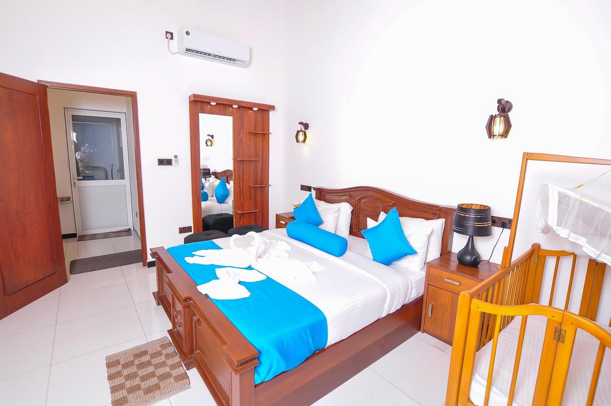 Sachinro Hotel มิริสซา ภายนอก รูปภาพ